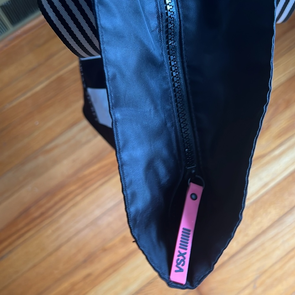 Victoria Secret Bag - Picture 8 of 10